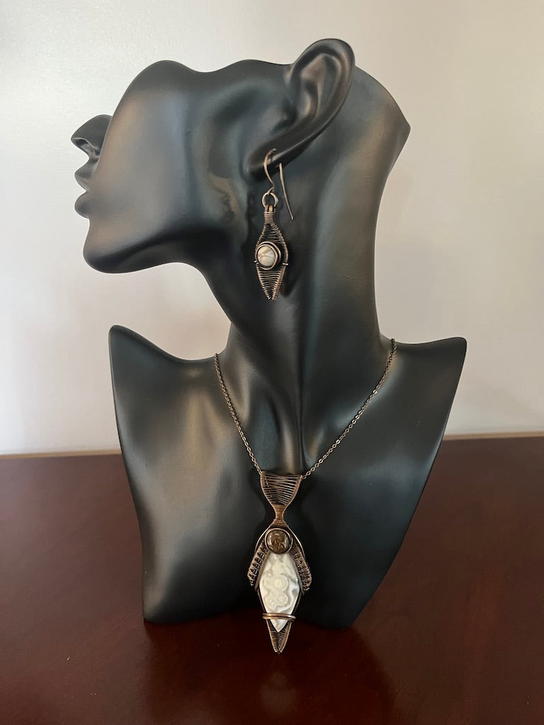 Ocean Jasper & Bronzite Pendant